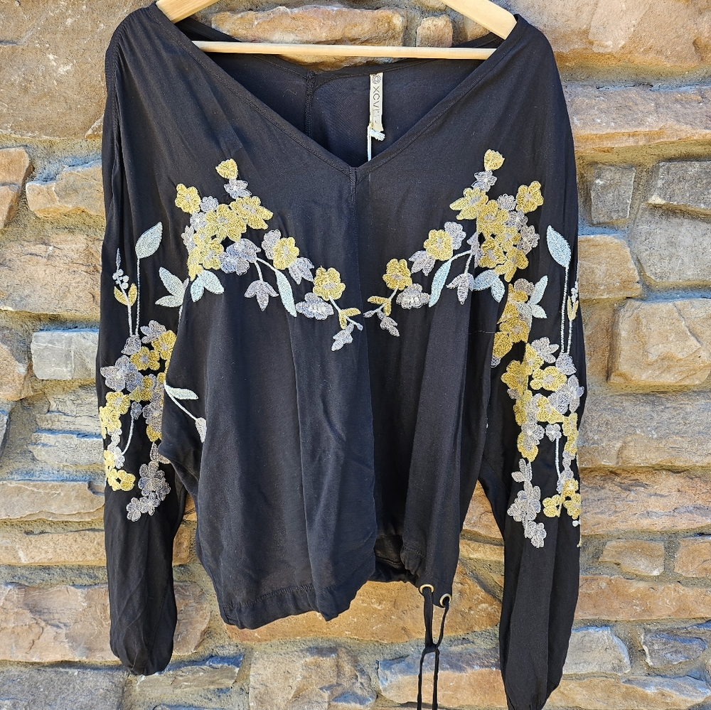 XCVI Pemille V neck
